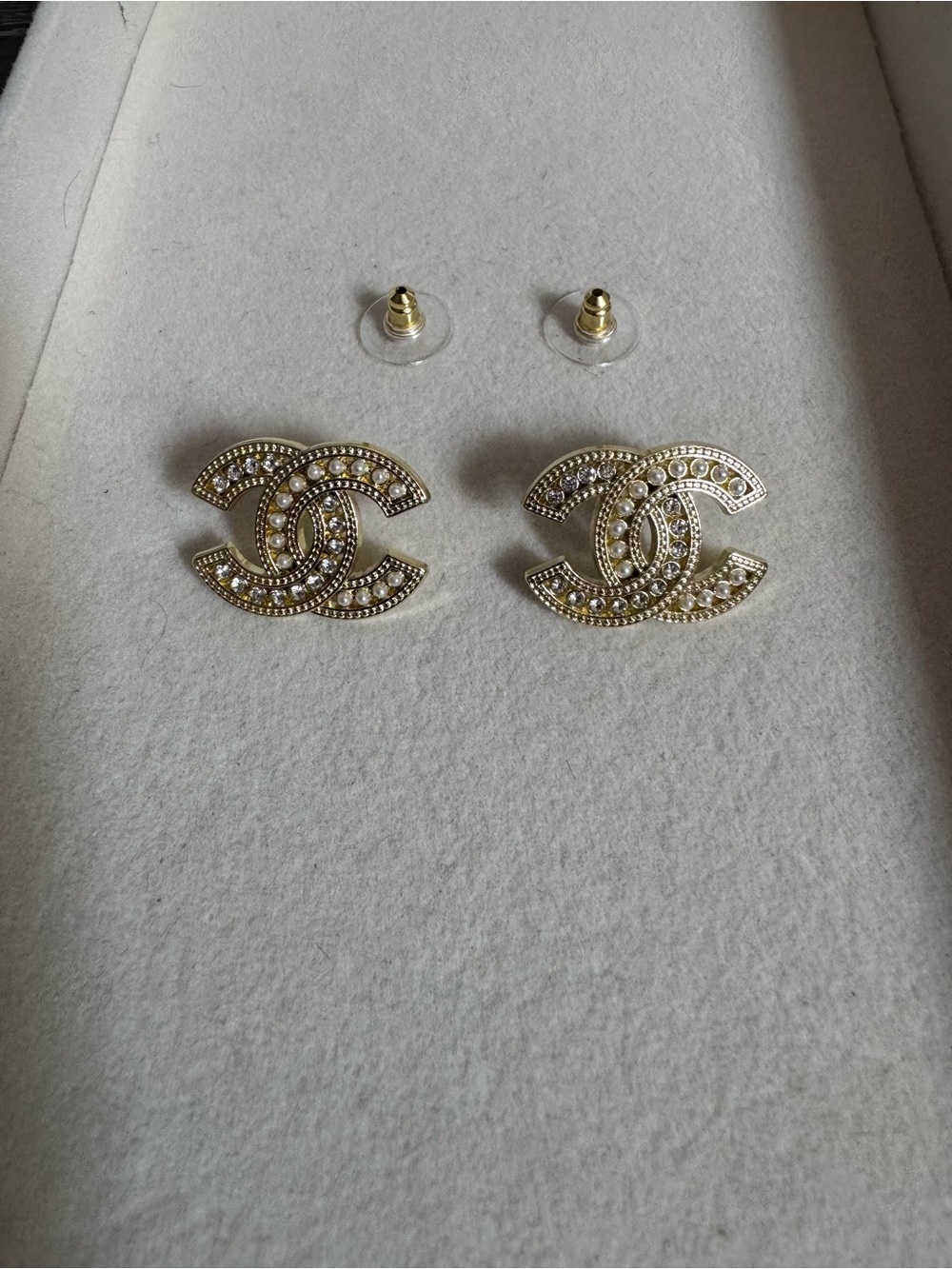 Gold, pearl, & diamond detailed earrings